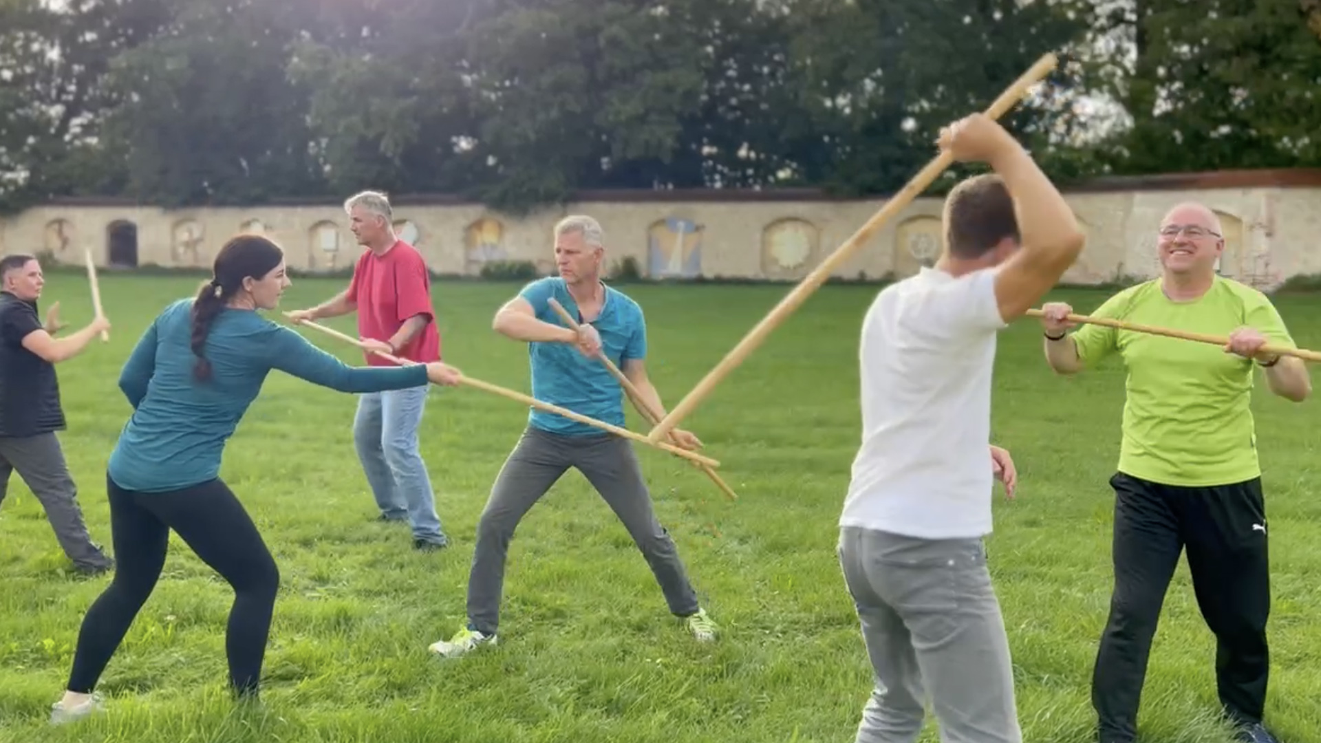 Bildschirmfoto-2022-09-22-um-08.24 titel-master